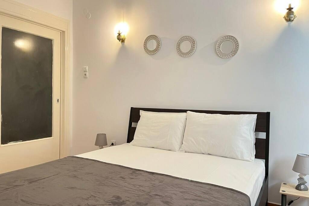 Pame Rentals - Ideal For 4 in Pagrati photo 2