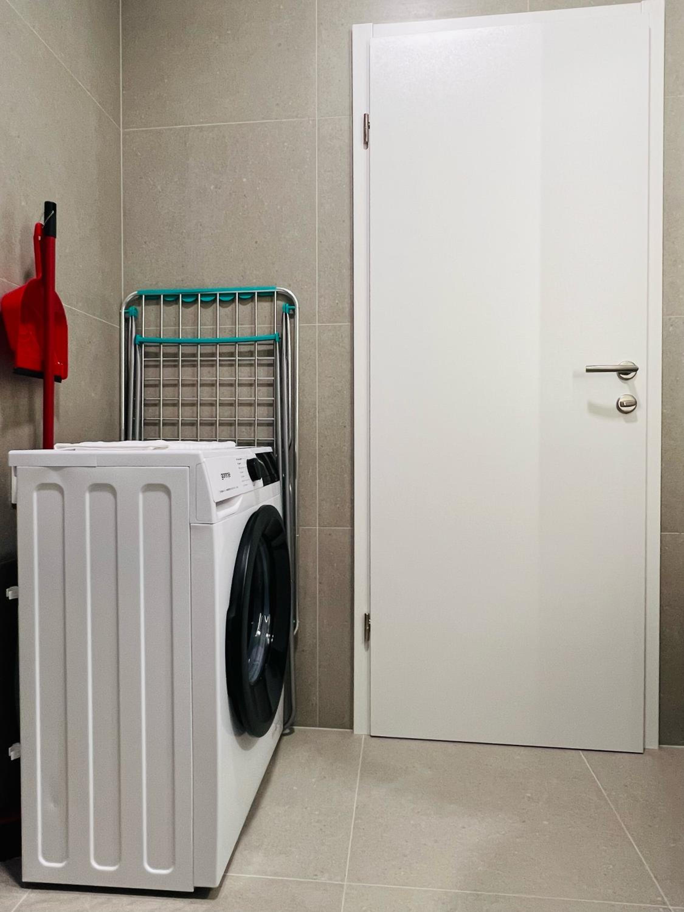 Apartmani AViS