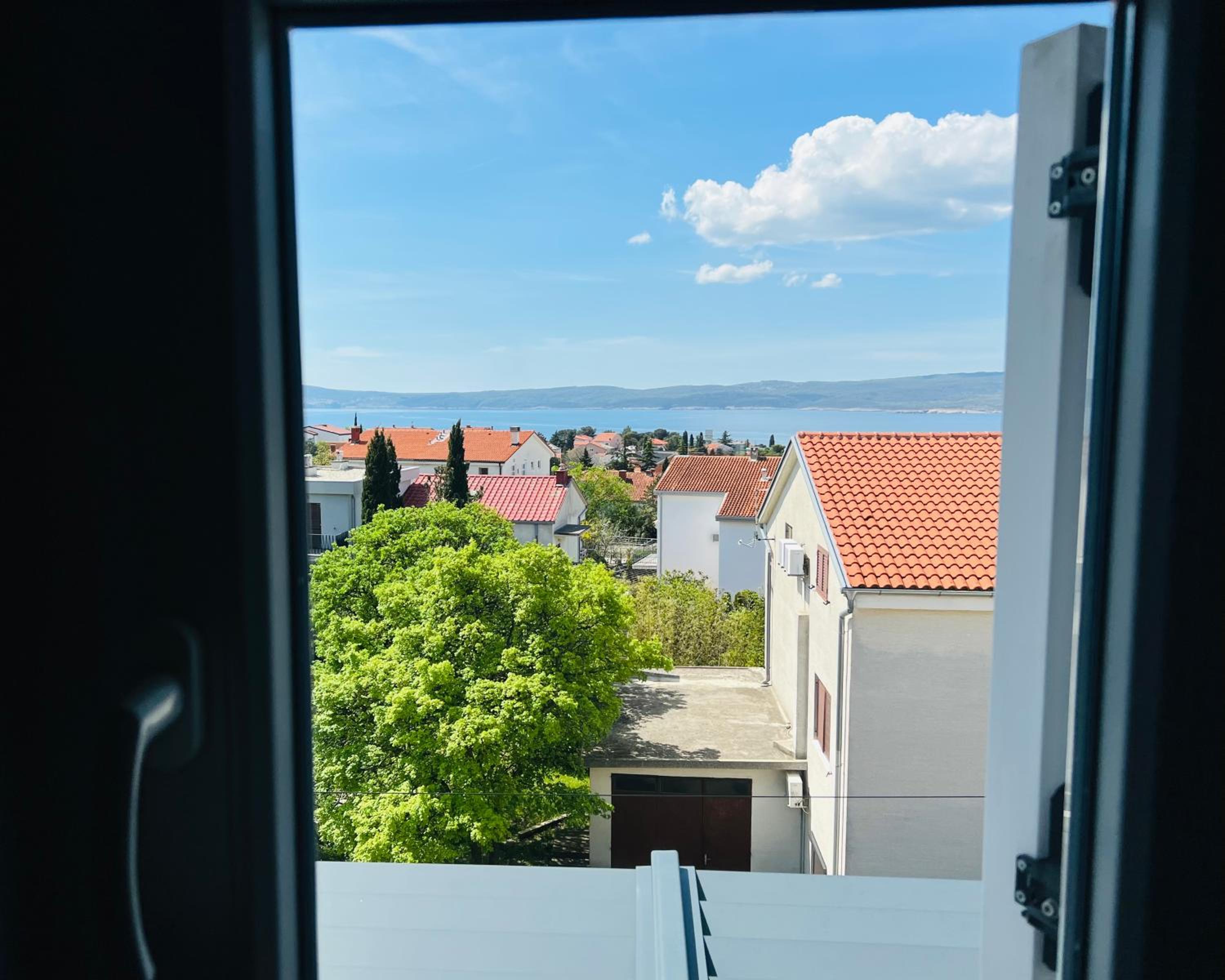 Apartmani AViS