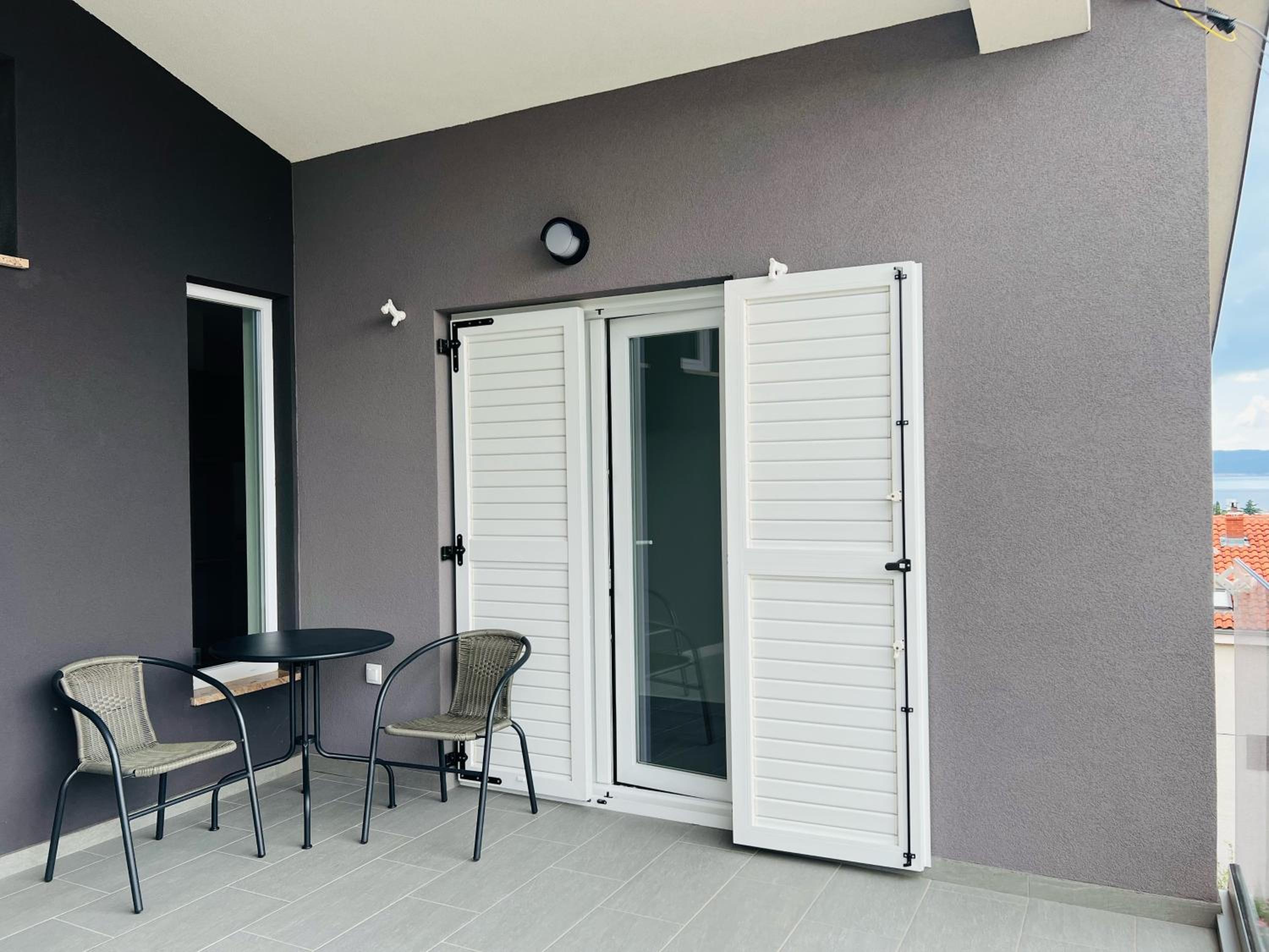 Apartmani AViS