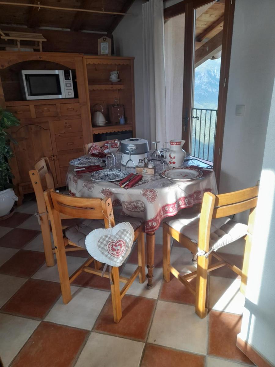 Photo 33