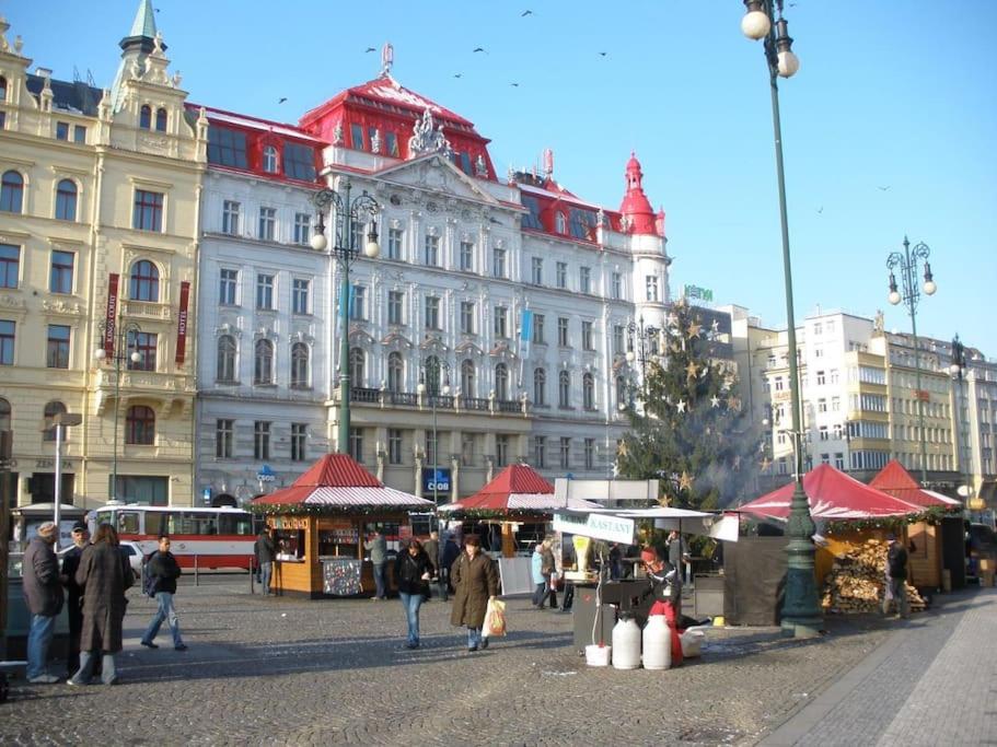 Fun + Easy in the Center of Prague!