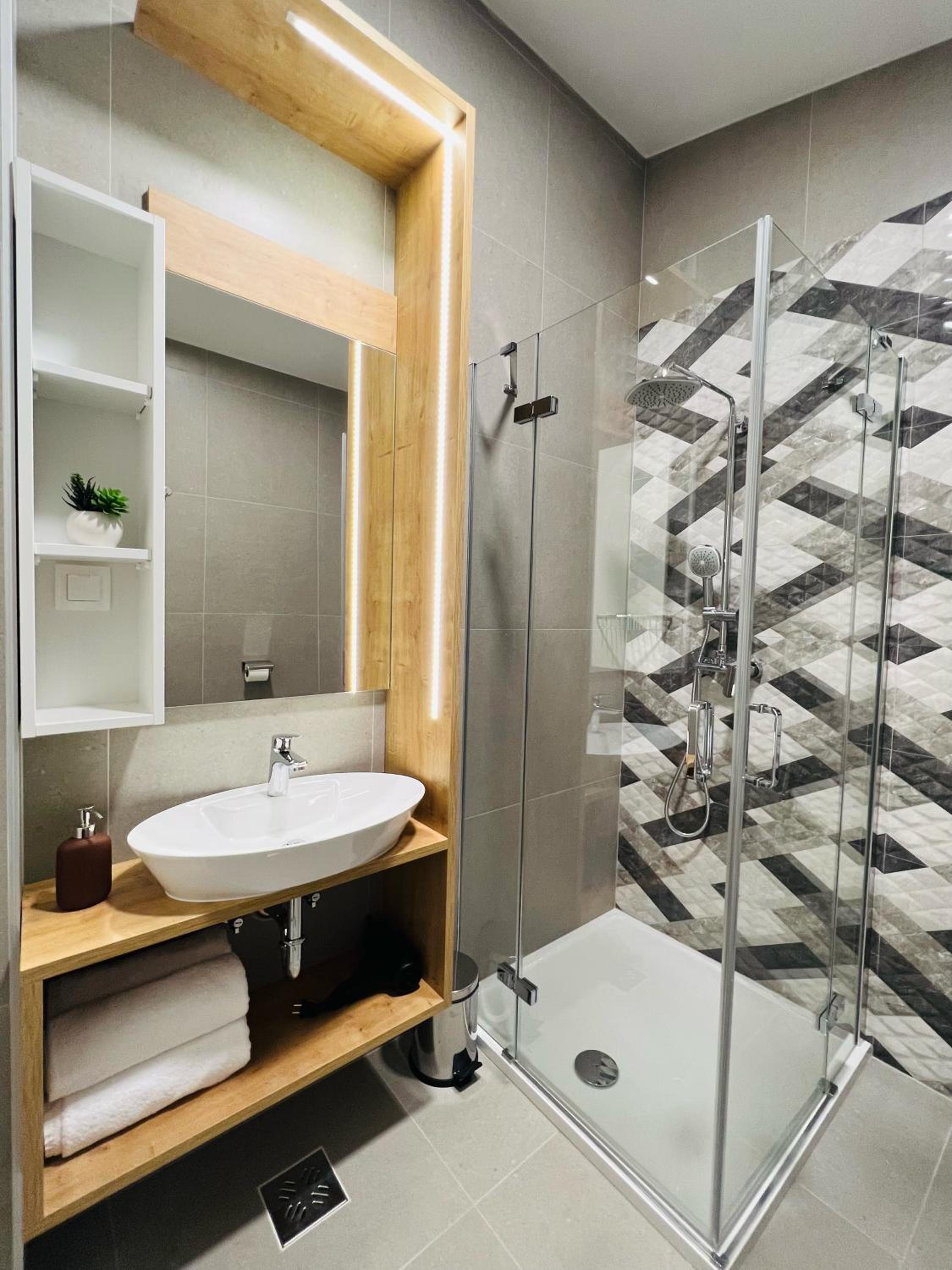 Apartmani AViS