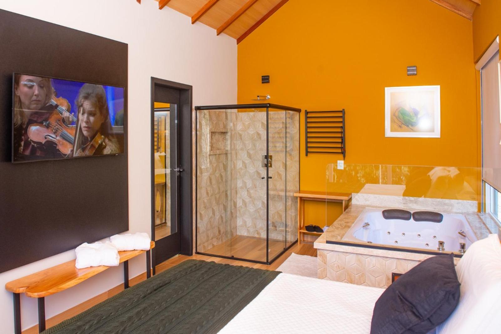 Timber Lodge Camanducaia