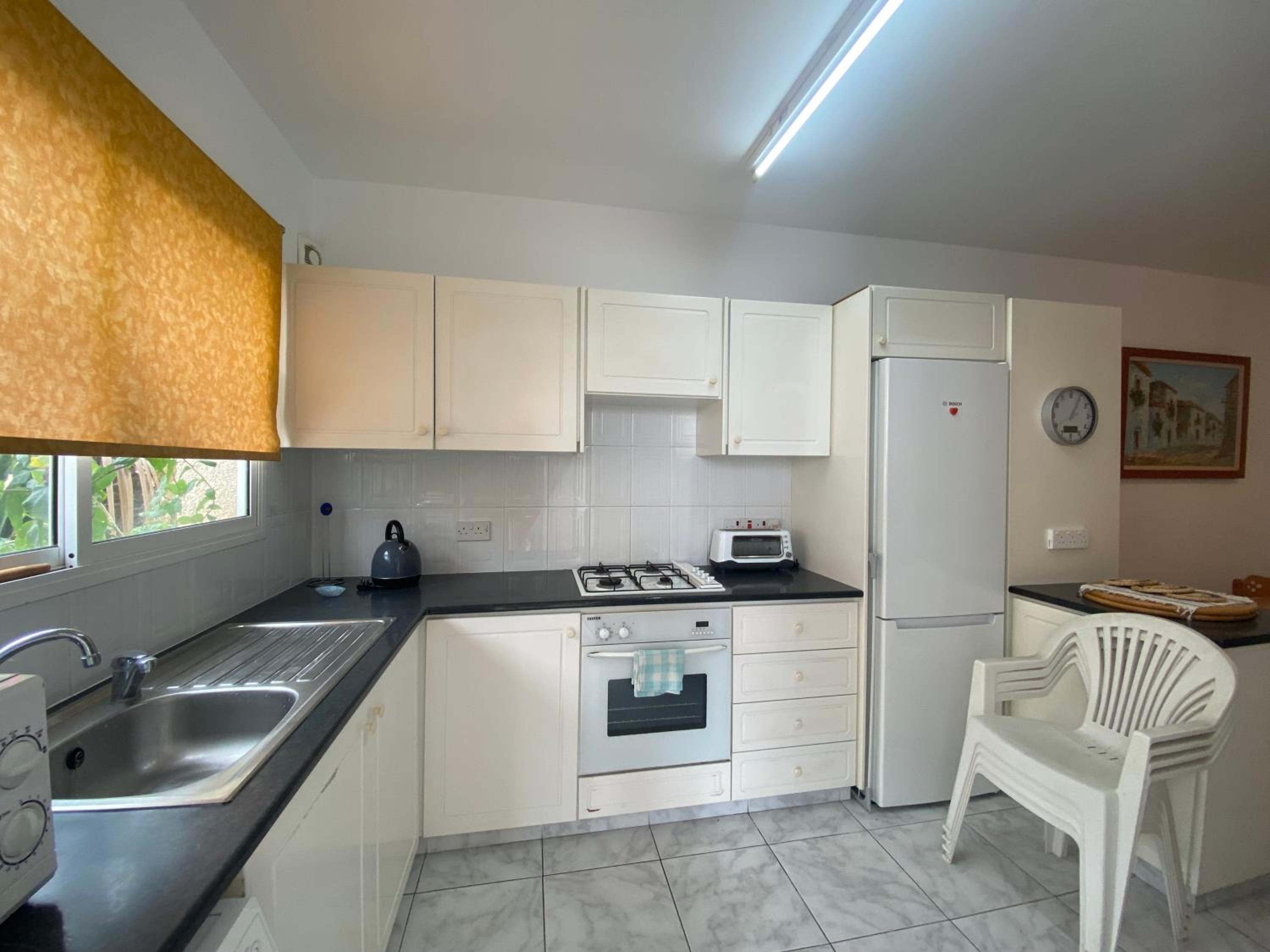MyCyprusStay - Jo's Lovely 2 Bedroom Modern Apartment