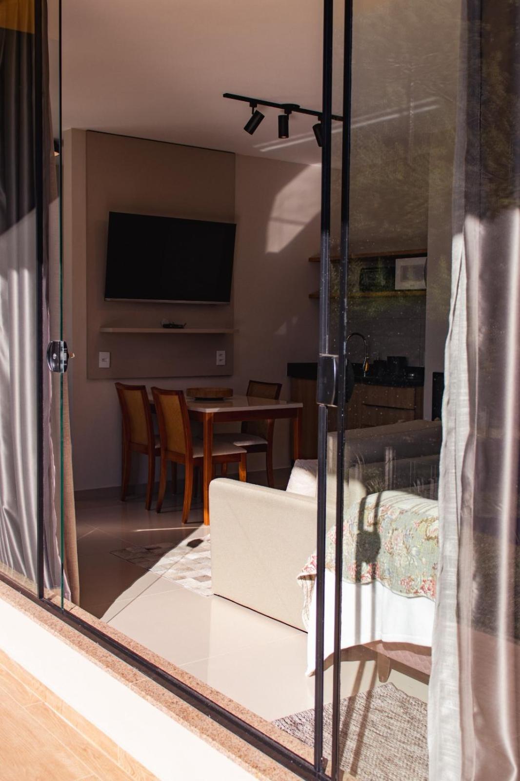 Super TinyHouse ao Lado da Igreja Matriz