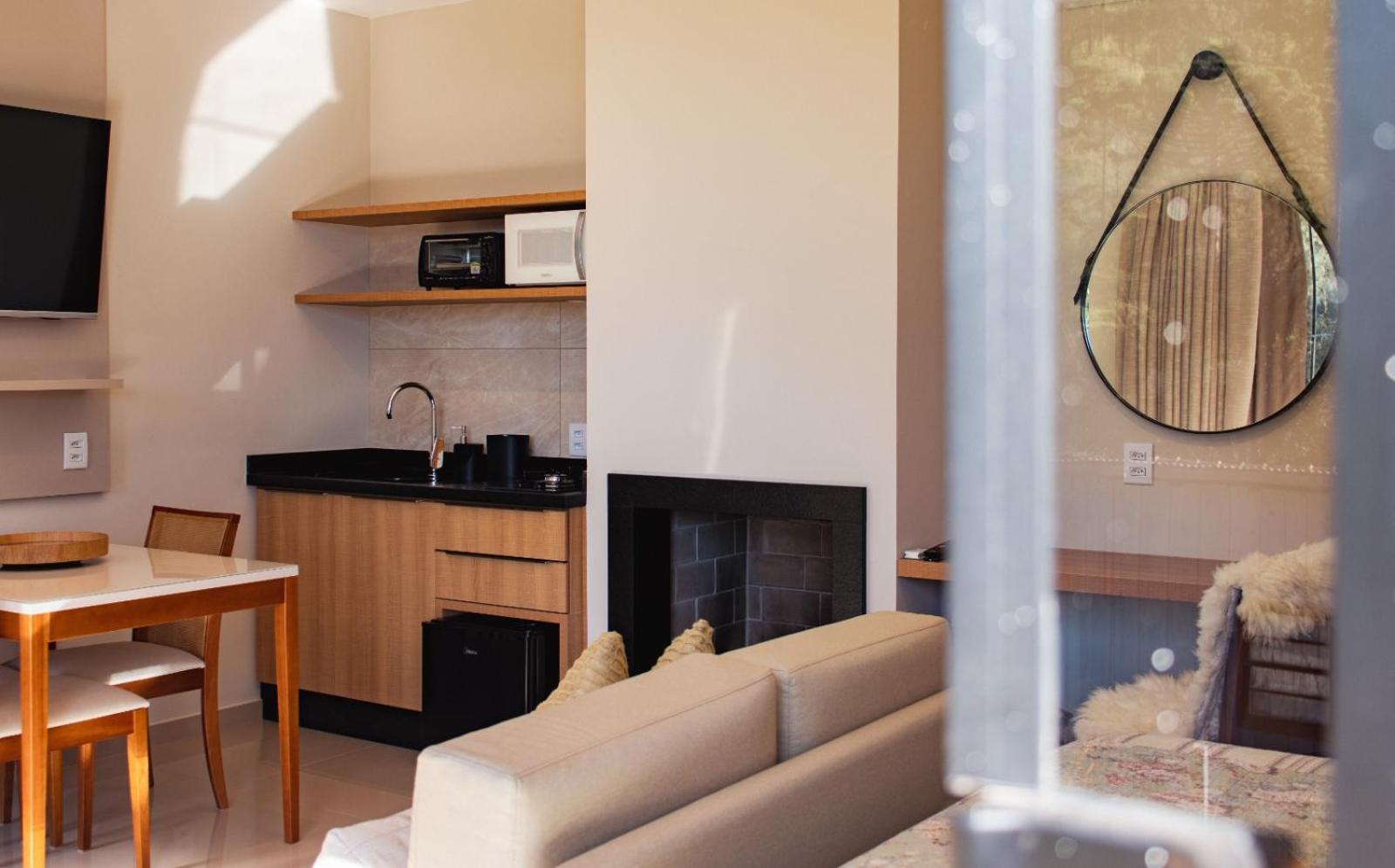 Super TinyHouse ao Lado da Igreja Matriz