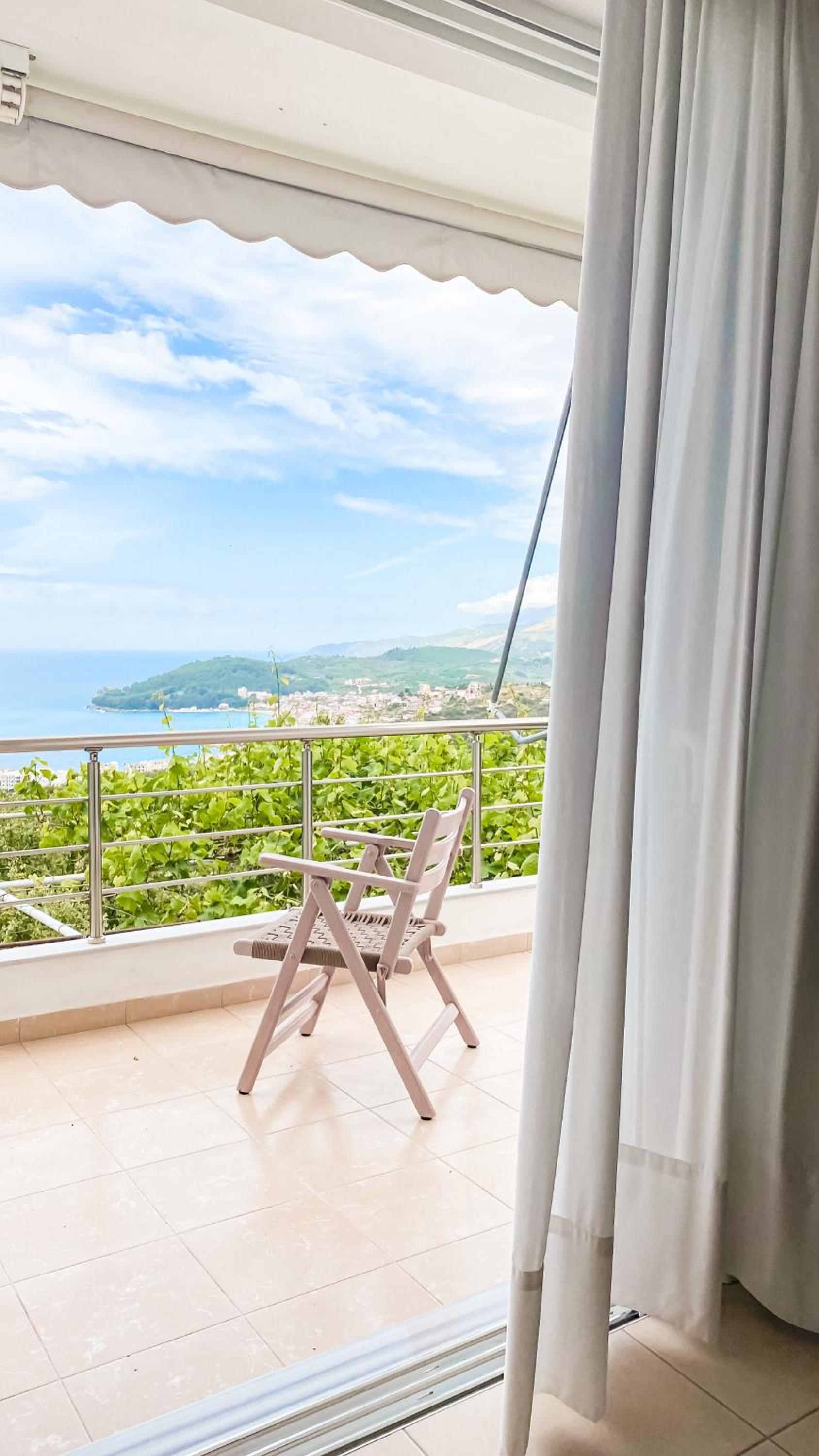ELÉA Guesthouse himare