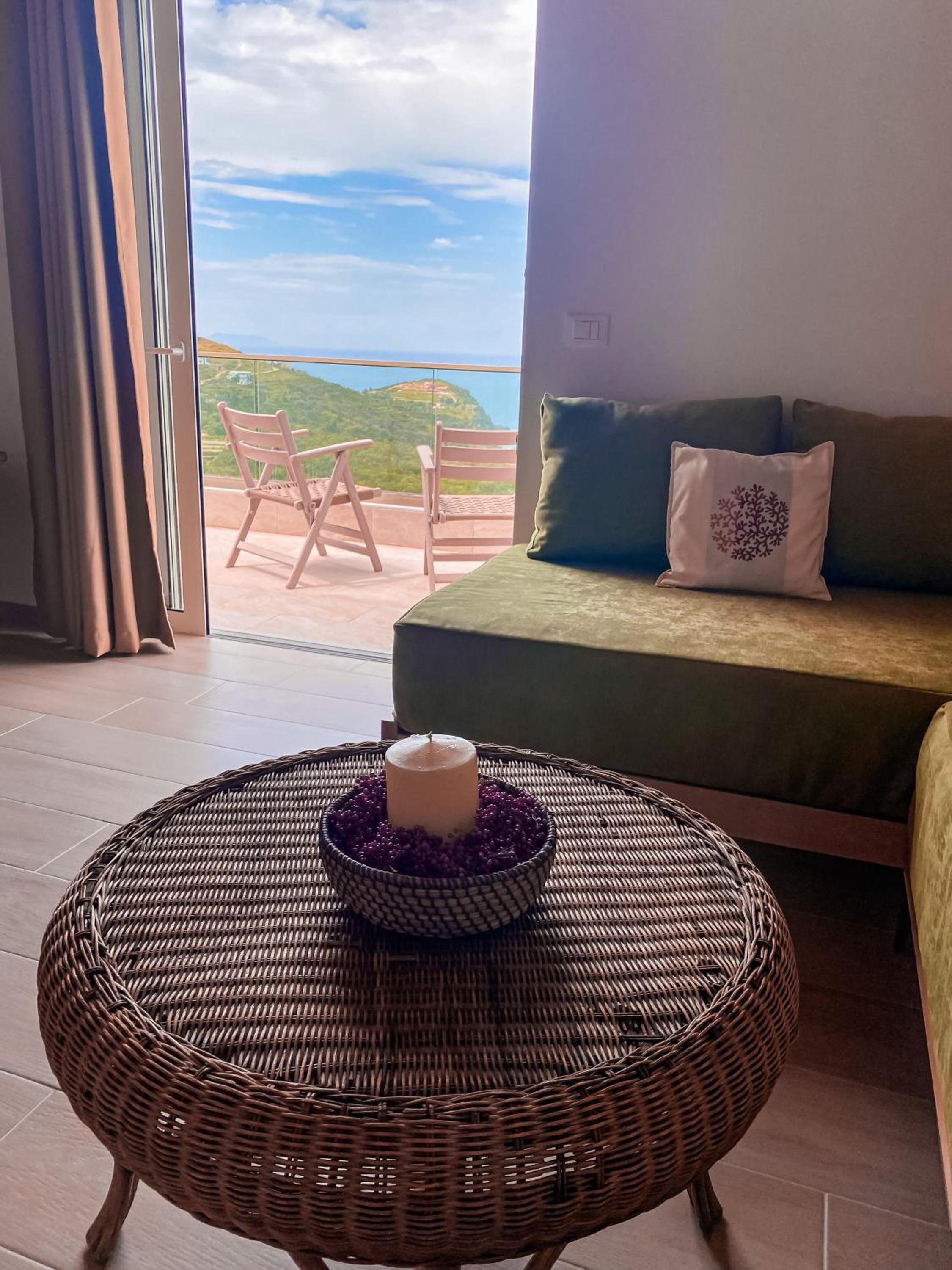 ELÉA Guesthouse himare
