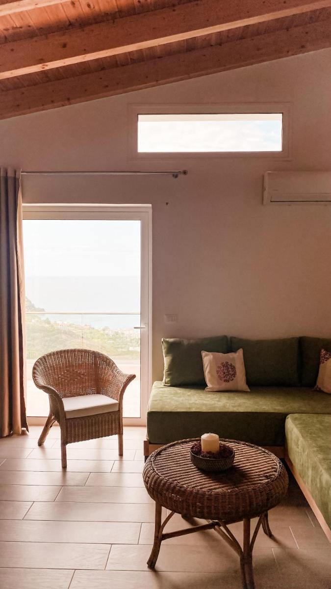 ELÉA Guesthouse himare