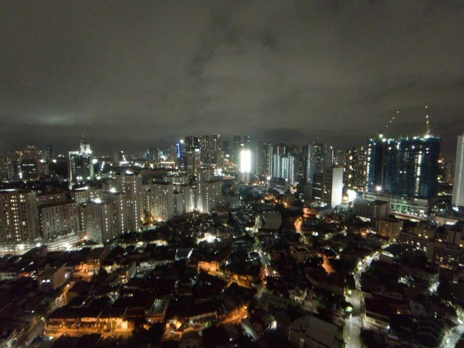 mandaluyong 2 br condo for rent view 3