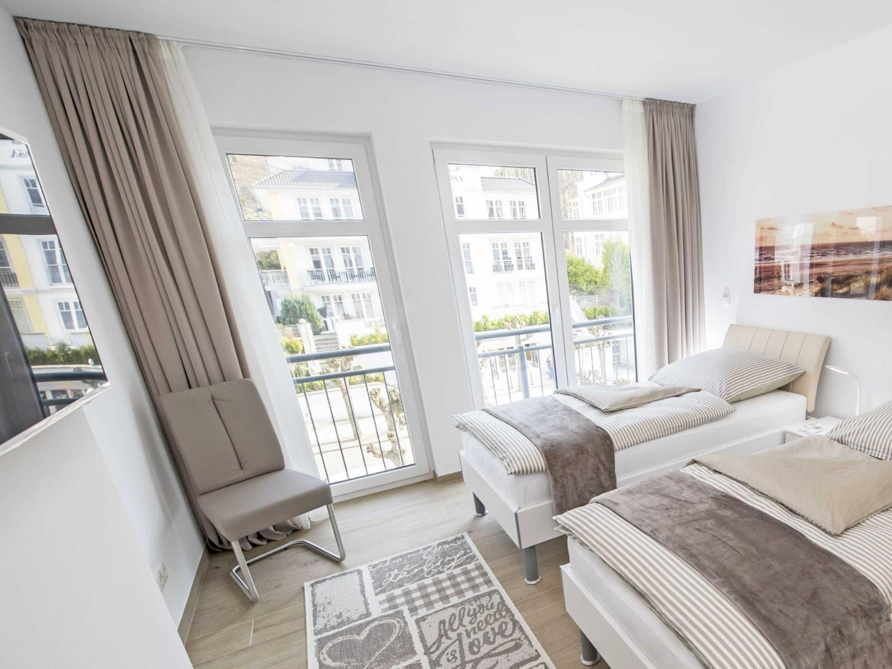 Villa Louisa in Sellin - WG 39 mit Balkon, strandnah