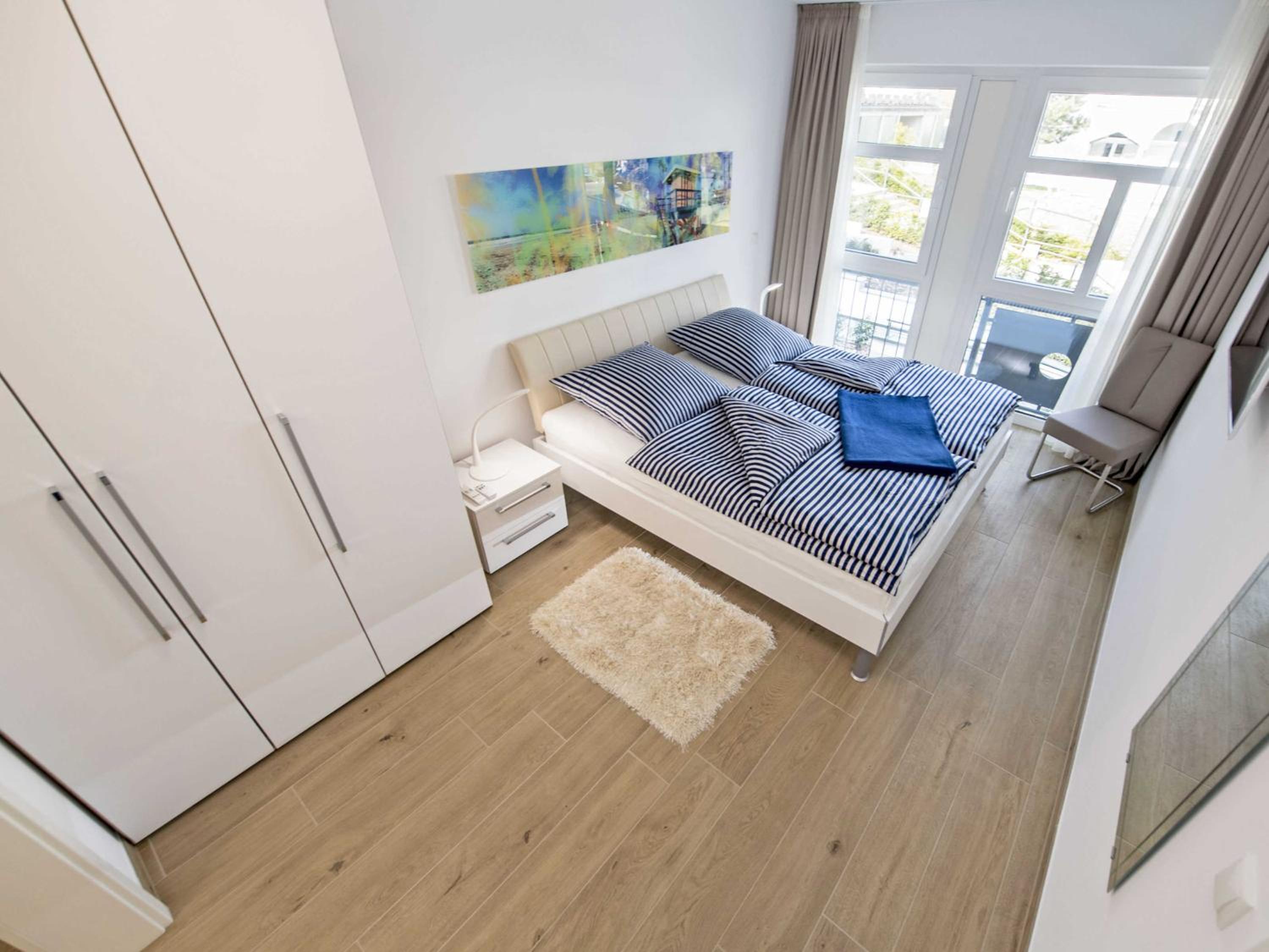 Villa Louisa in Sellin - WG 39 mit Balkon, strandnah