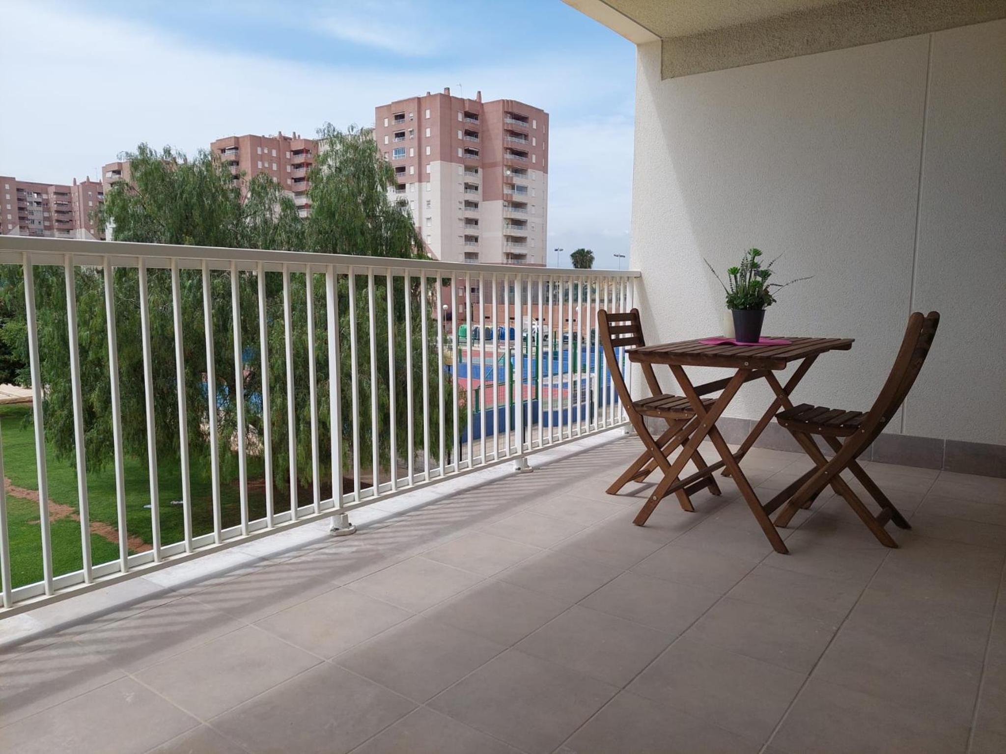 Apartamentos con terraza frente al mar by Color Flats