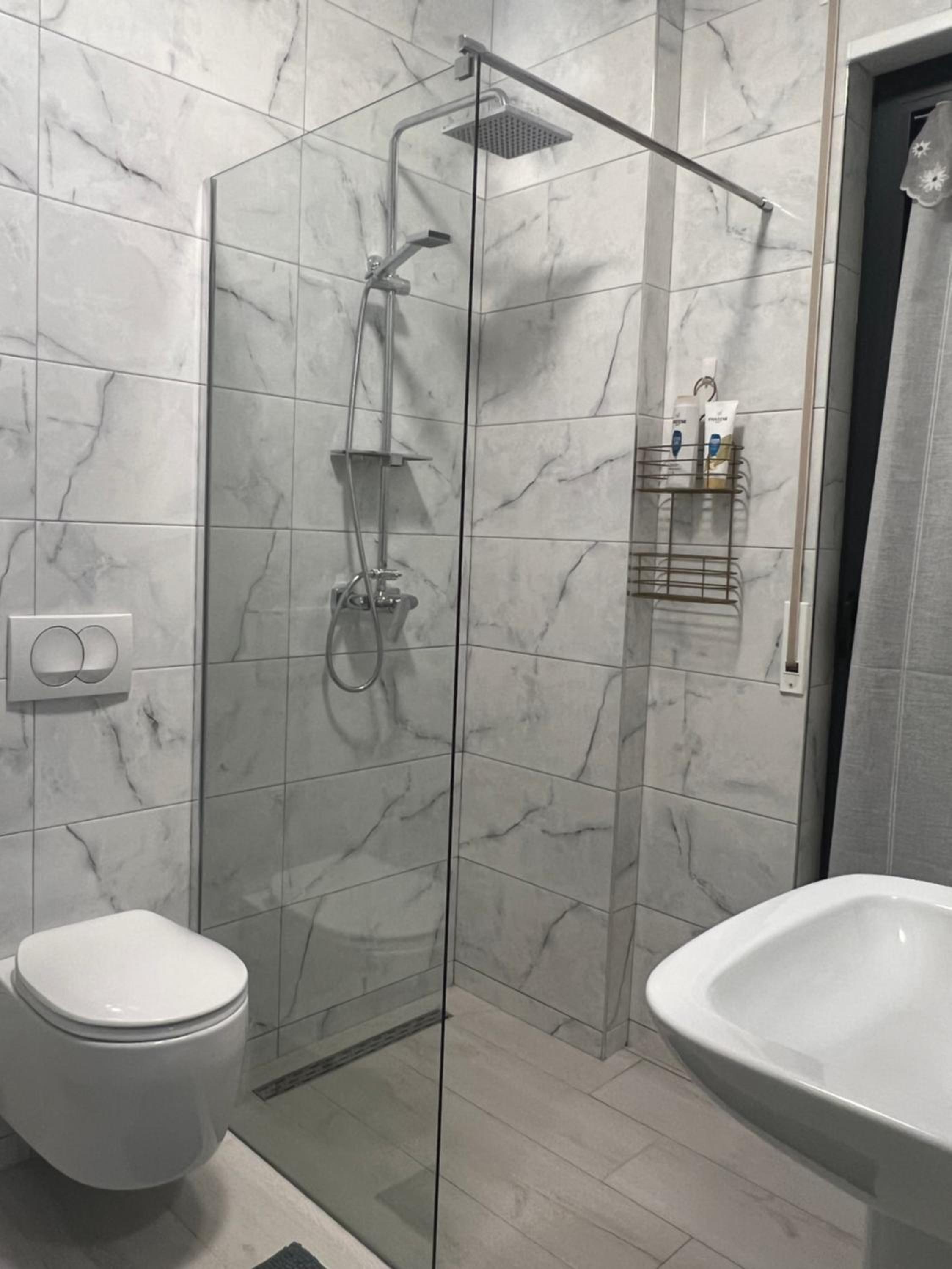 Alma Rose Apartment