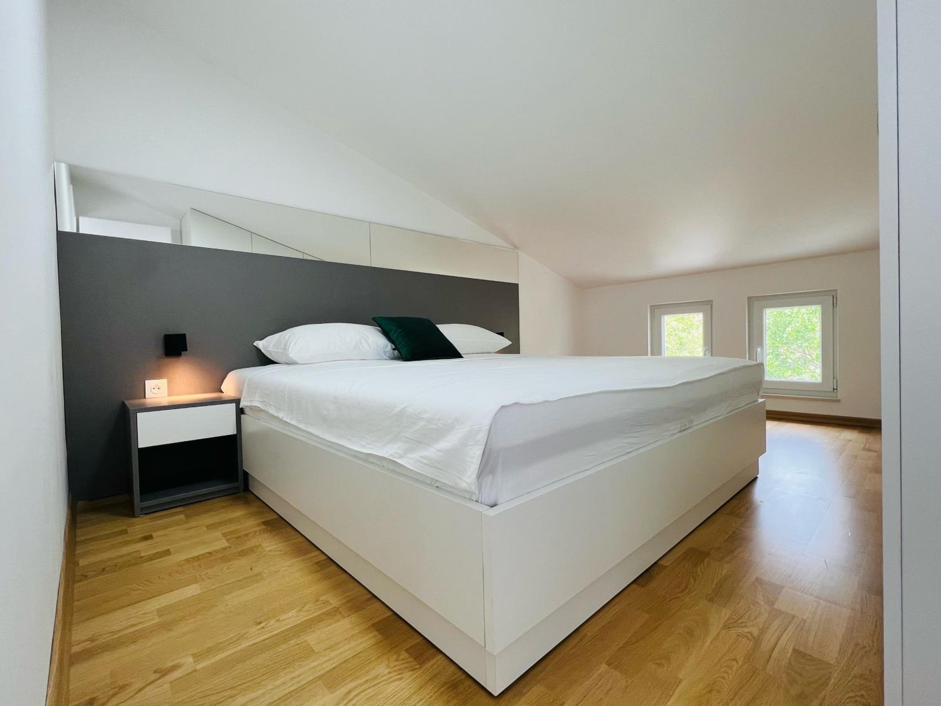 Apartmani AViS