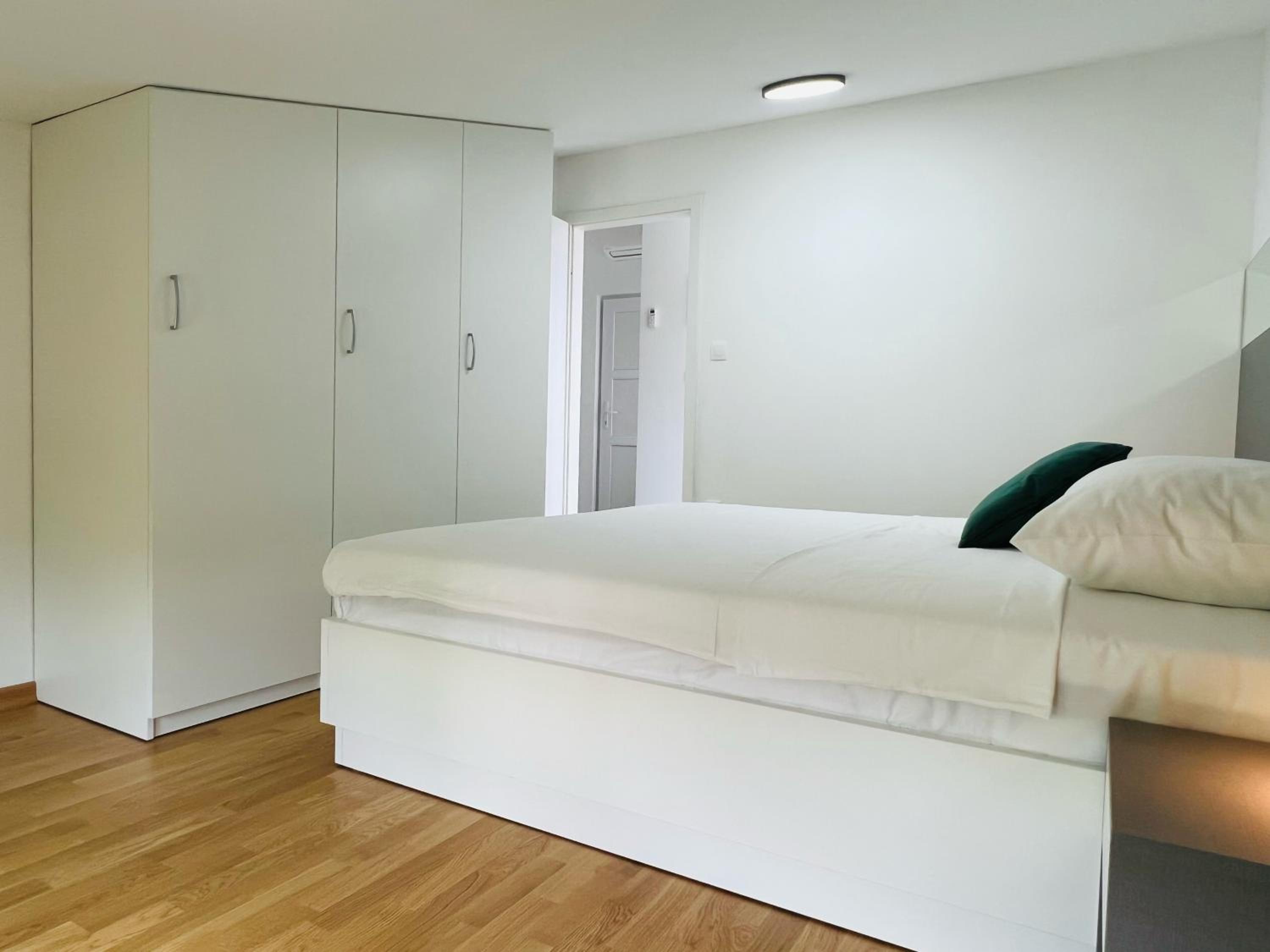 Apartmani AViS