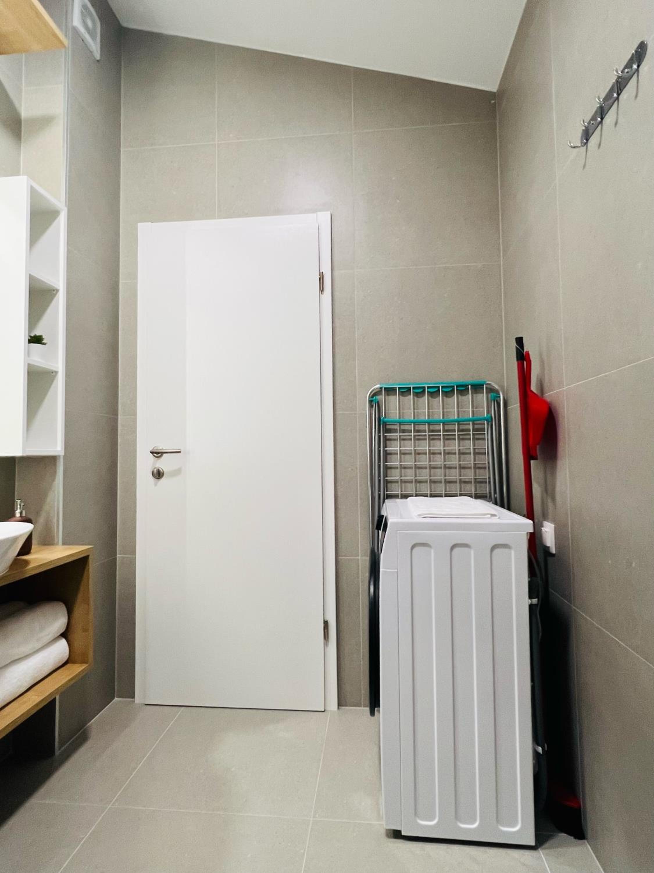 Apartmani AViS