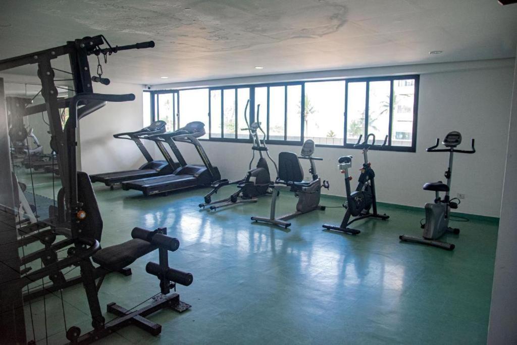 joia da enseada, com serviços de praia, de frente para o mar, 3 quartos, TV smart, piscina, academia, salão jogos, brinquedoteca, estacionamento