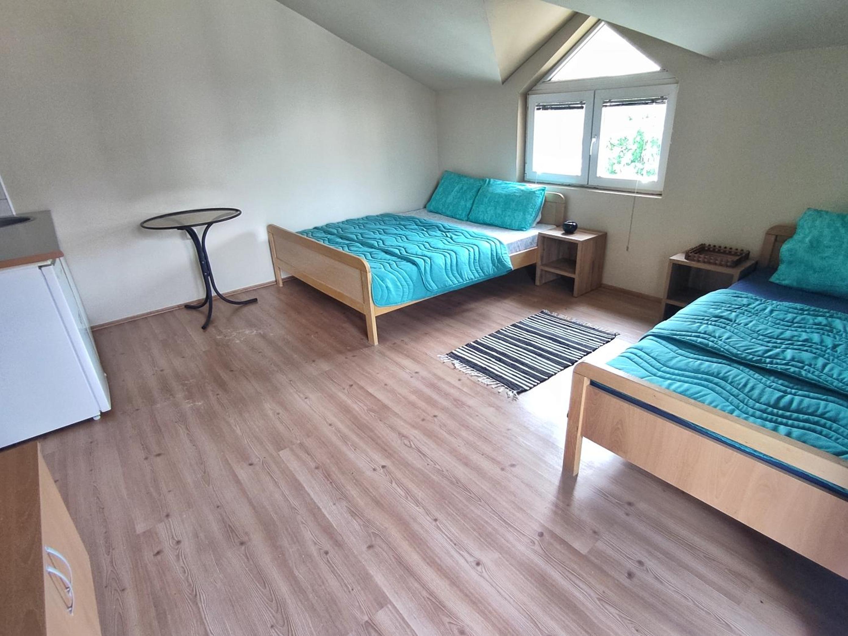Photo 6