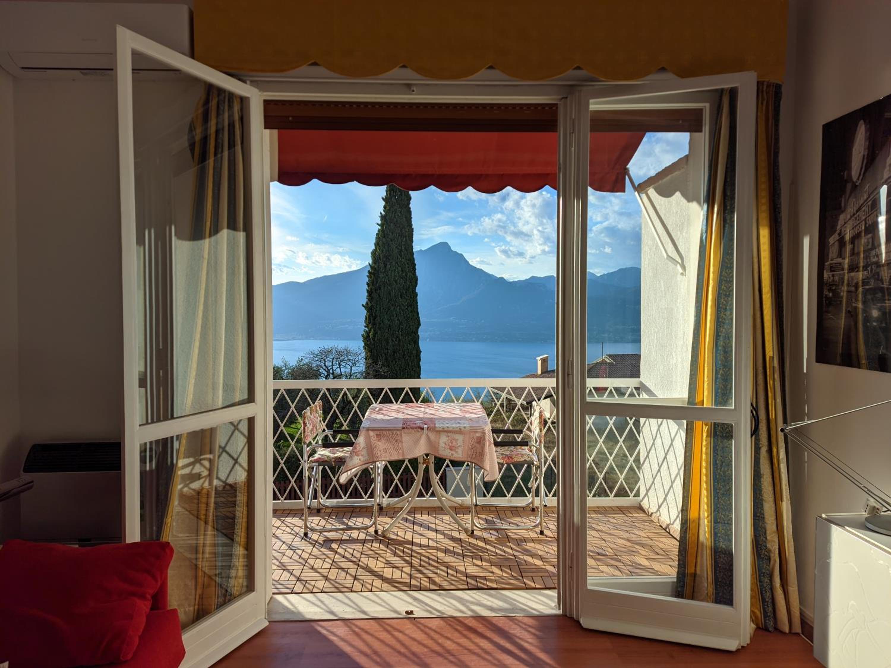 Garda Panoramic House