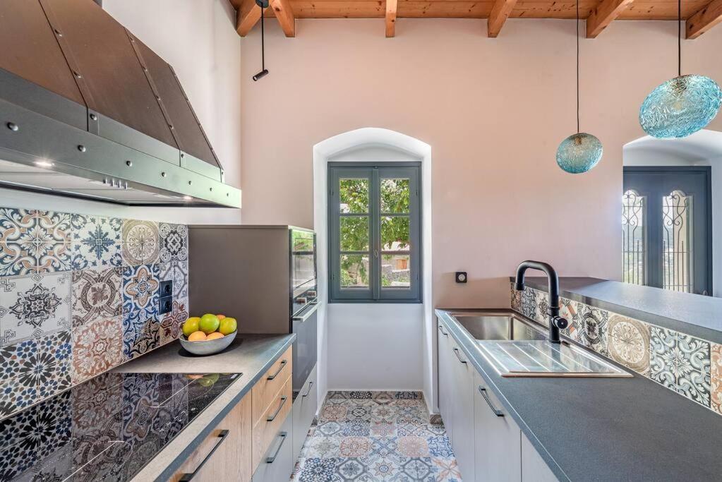 Villa Aiolia