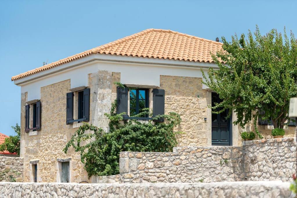 Villa Aiolia