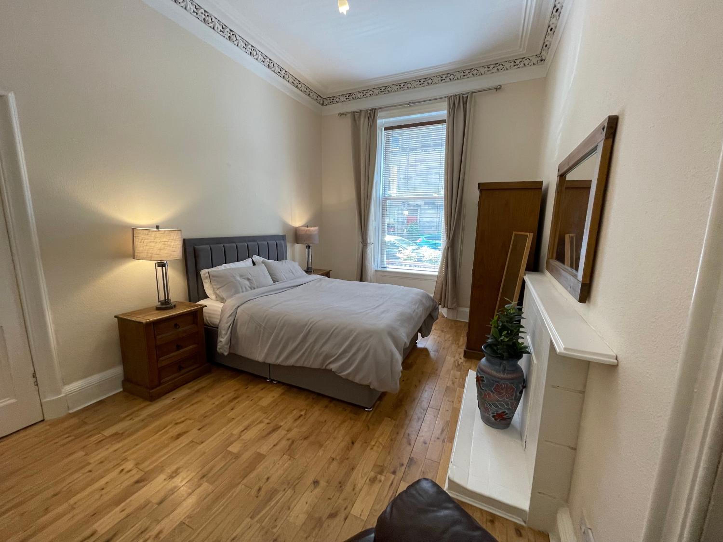 Oxford Apartment