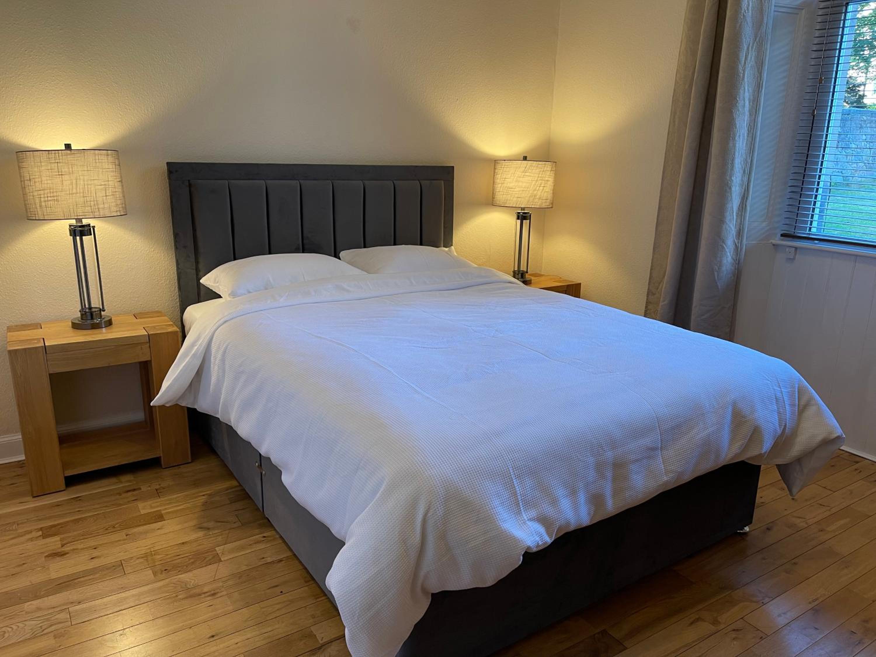 Oxford Apartment