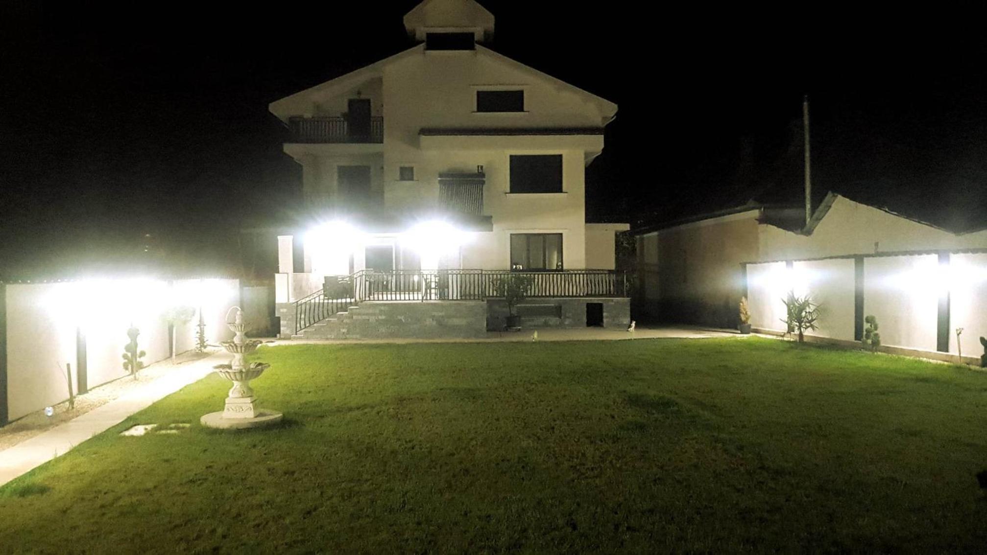 Casa Leahu
