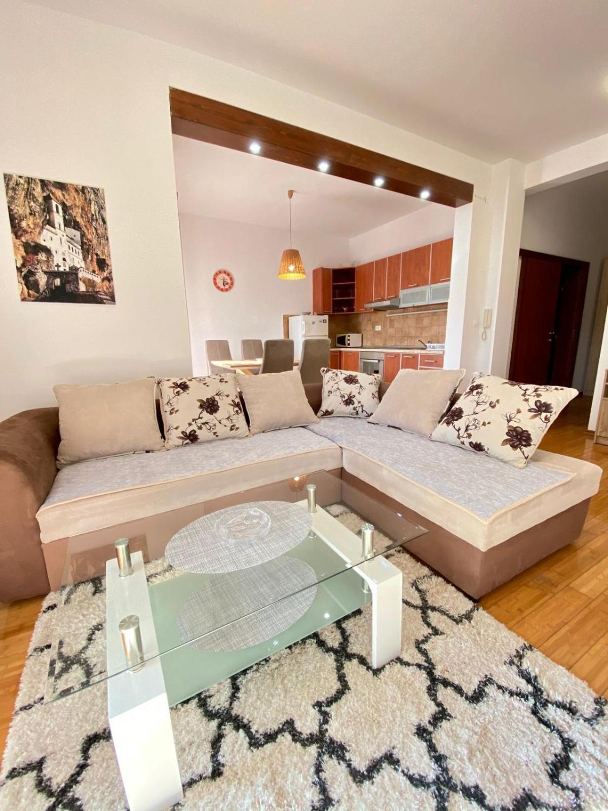 Roman Garden Apartment view 5