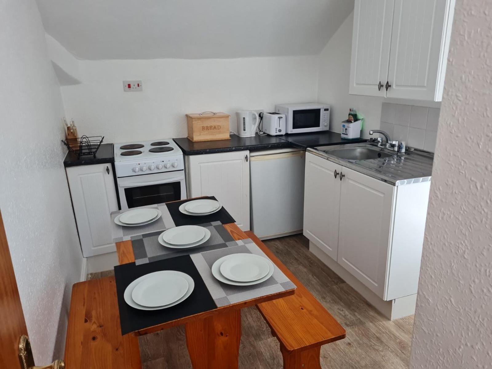 Lawnswood Apartments