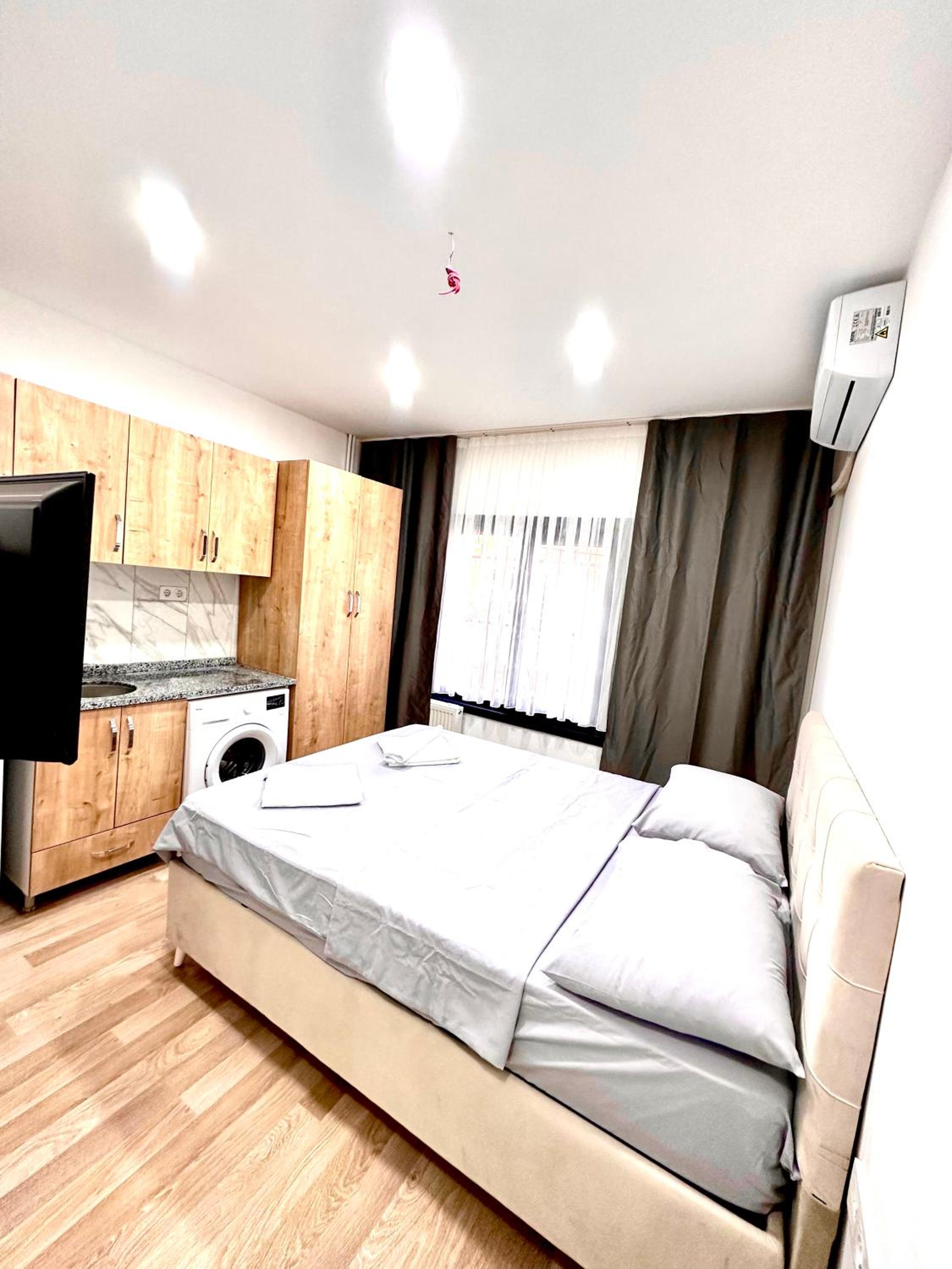 Alaca Suit - Image 13