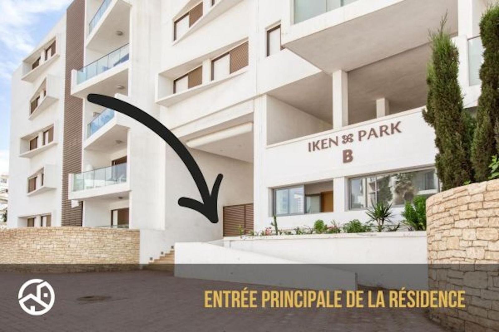 Hotel Luxury Apartment 90sqm with Pool near Beach WIFI Unlimited Optical Fiber - Image 1