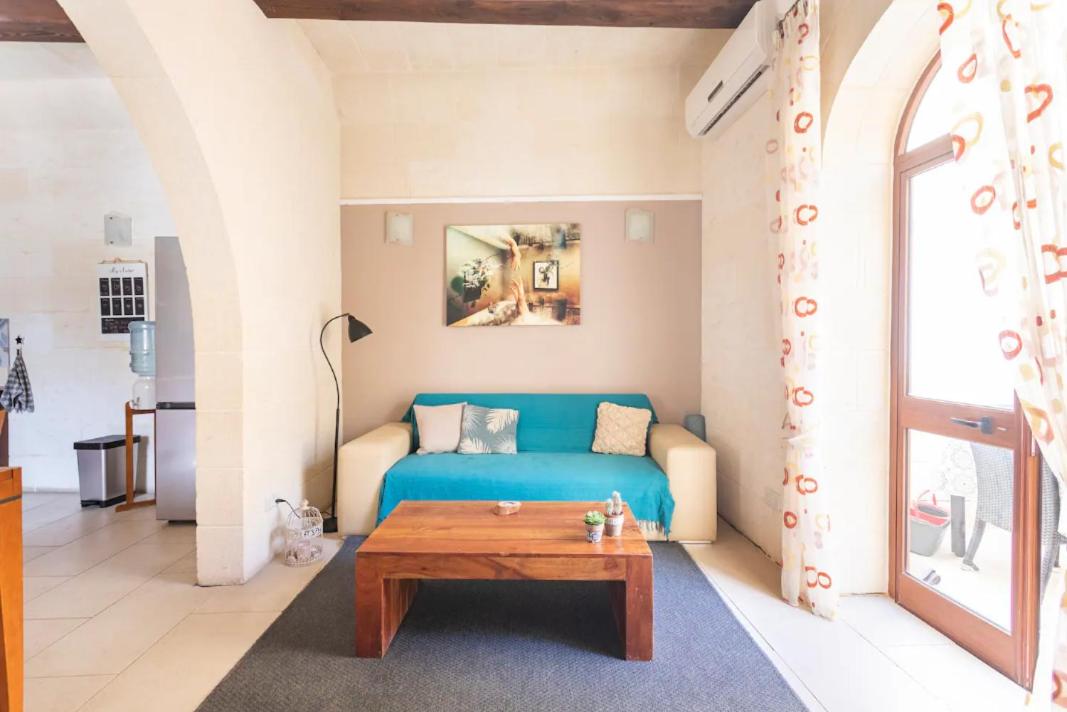 Inzolia - Peaceful Villa with Pool view 4