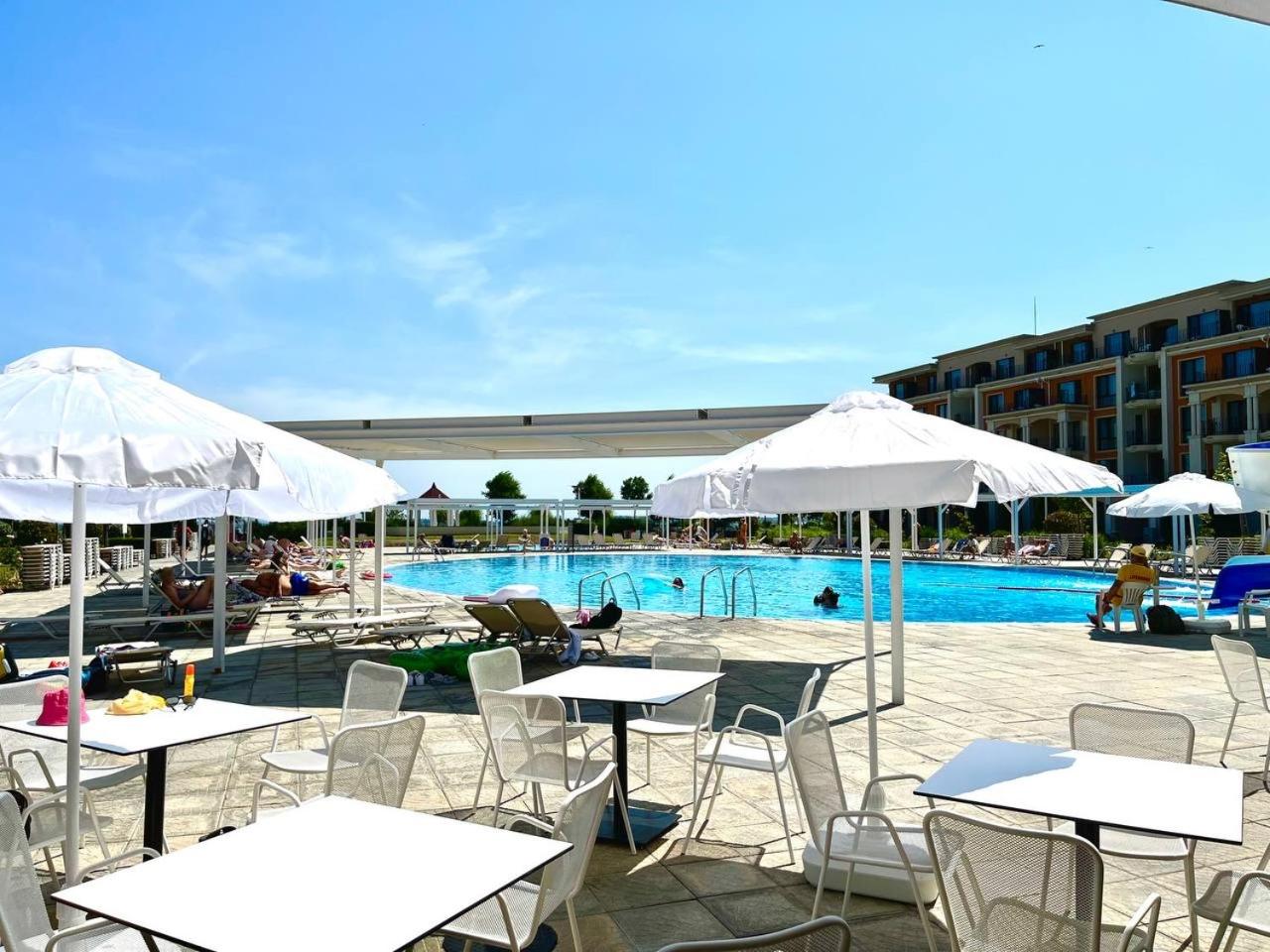 SEA VIEW Apartment on the Sunny Beach