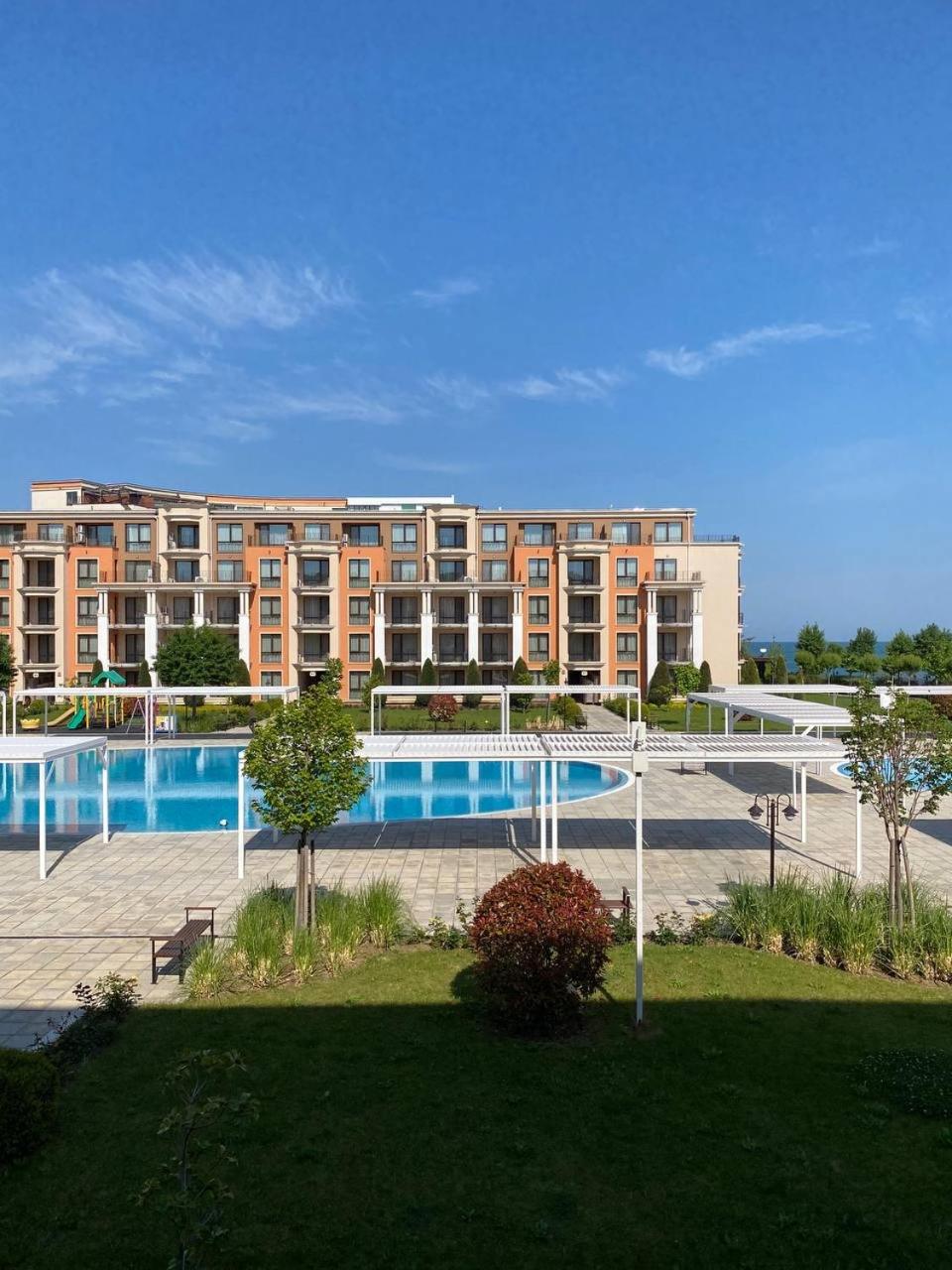 SEA VIEW Apartment on the Sunny Beach