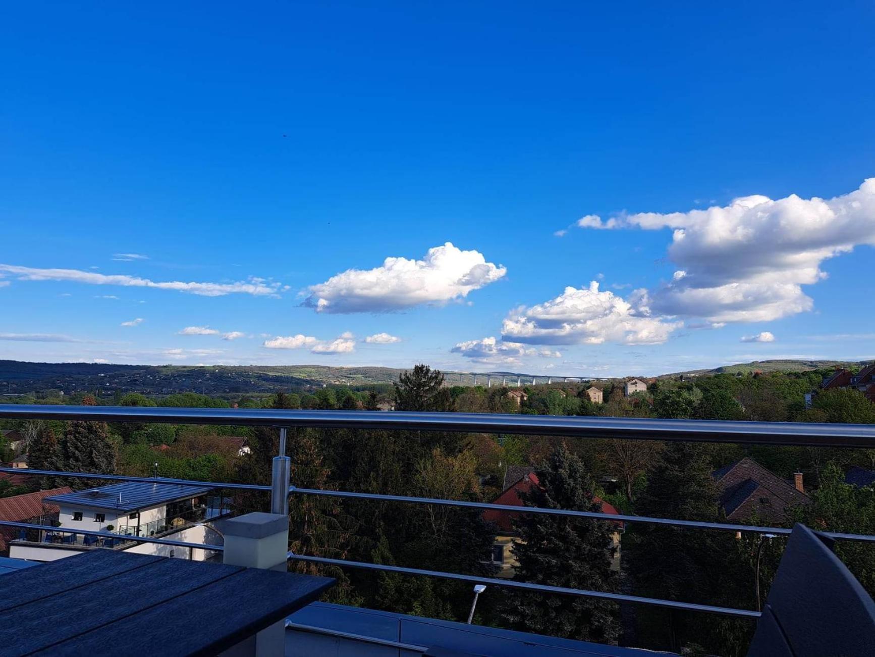 Levander Apartman