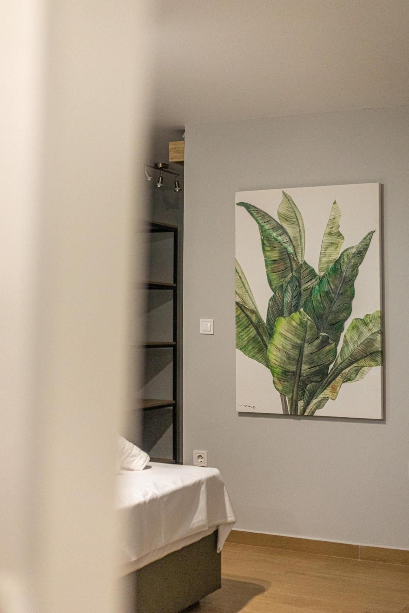 Elia Suite