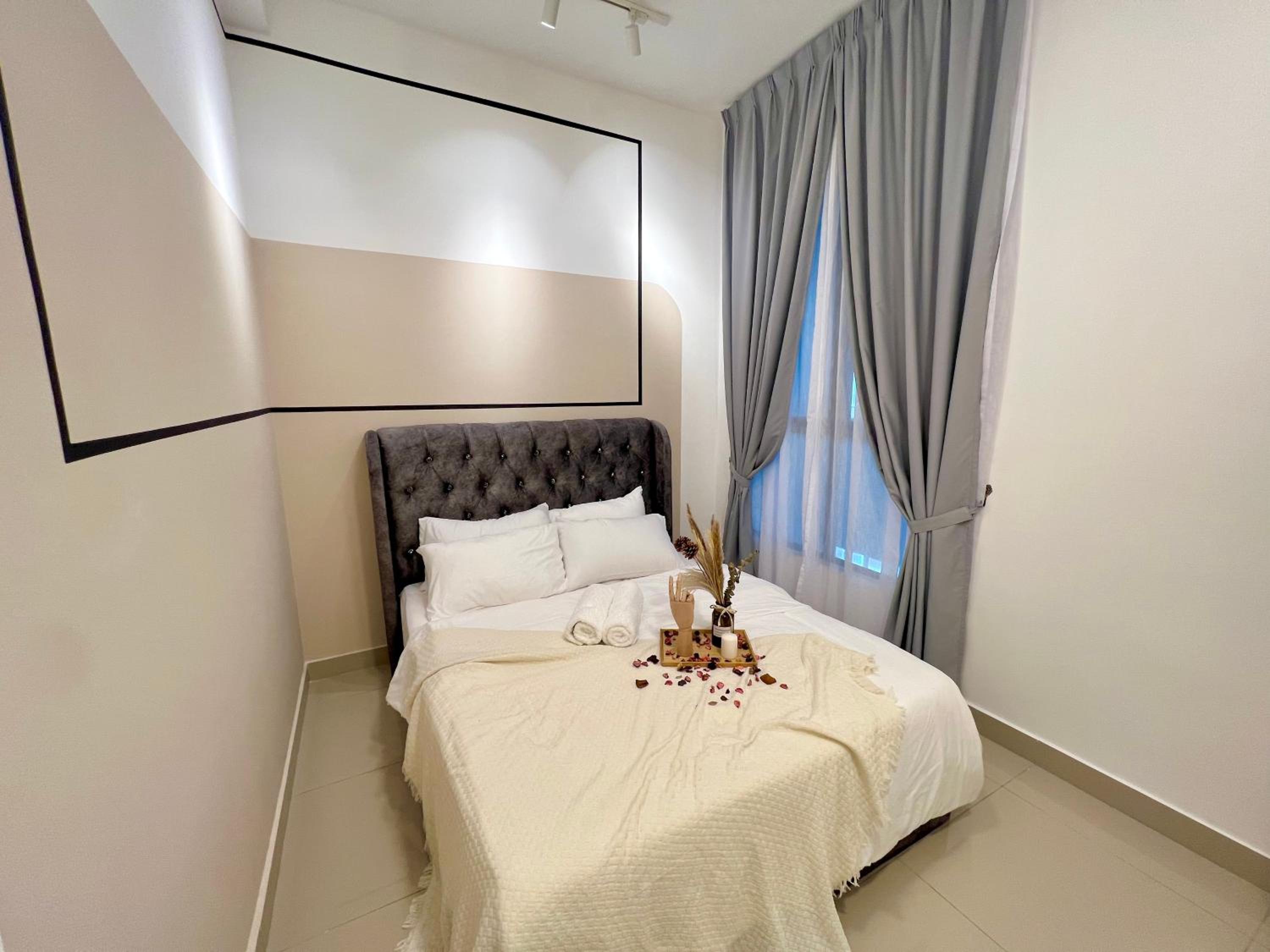 Premium Residence For Family at Aeon / Sunway Velocity / MRT / LRT