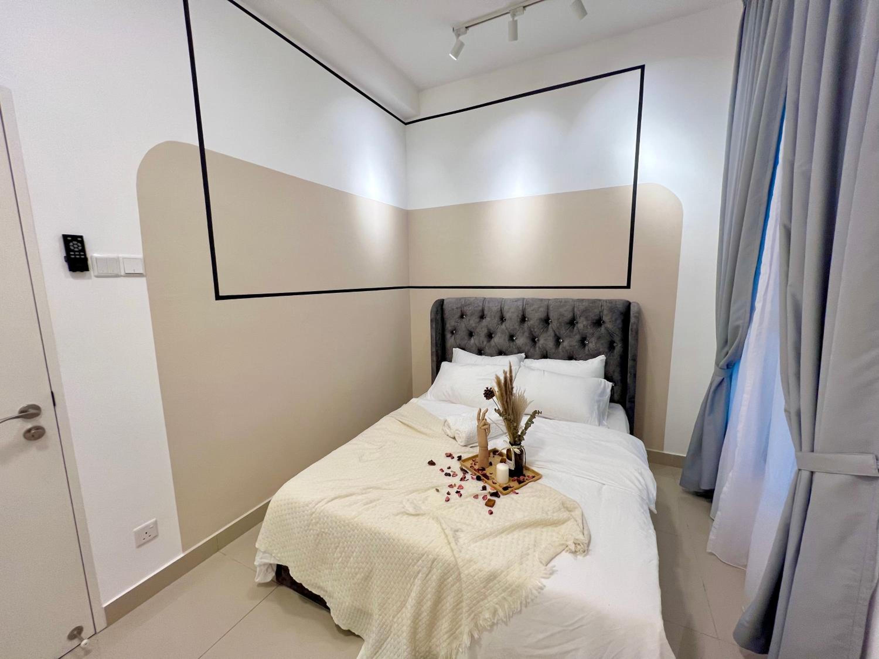 Premium Residence For Family at Aeon / Sunway Velocity / MRT / LRT