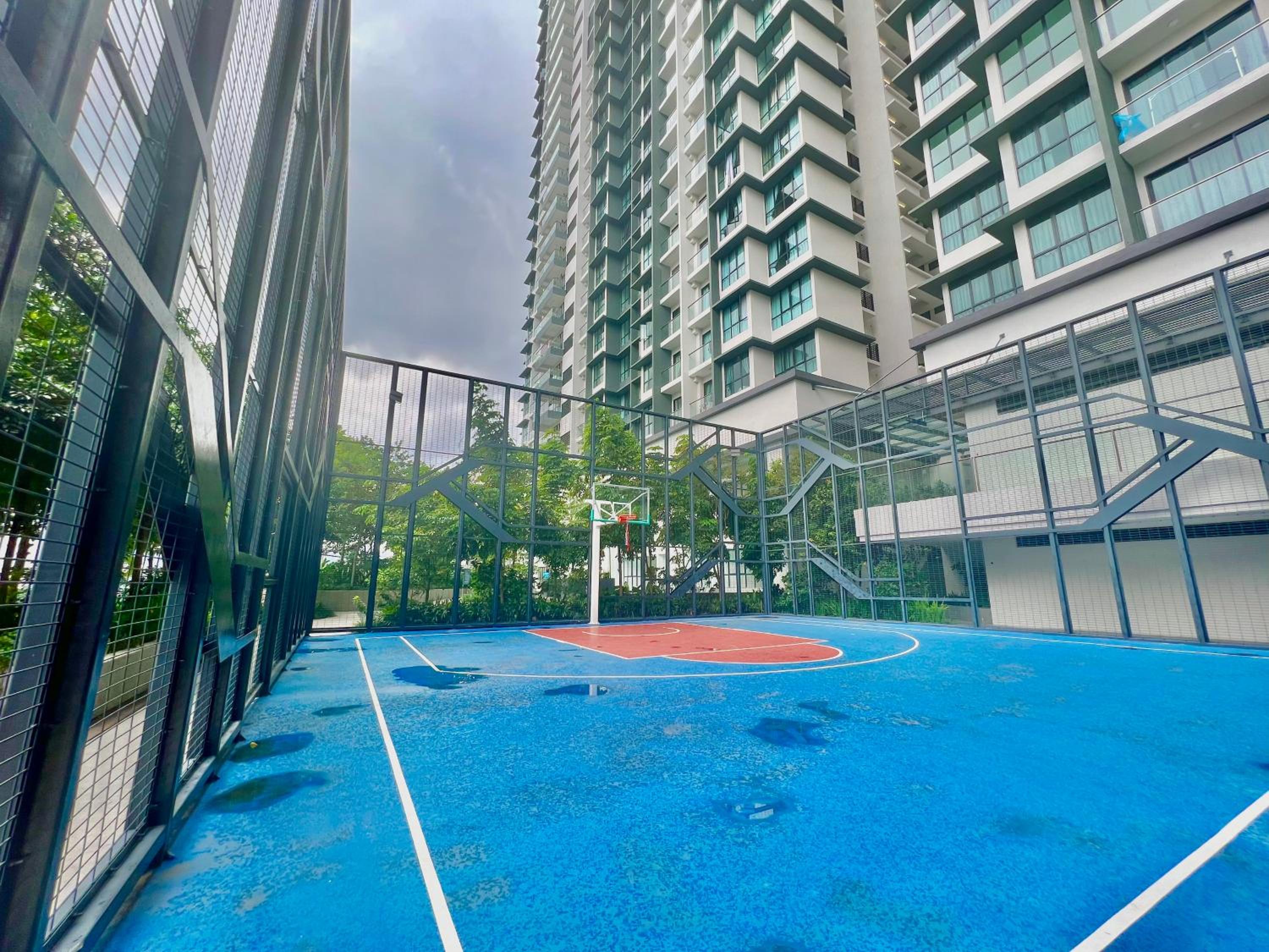 Premium Residence For Family at Aeon / Sunway Velocity / MRT / LRT