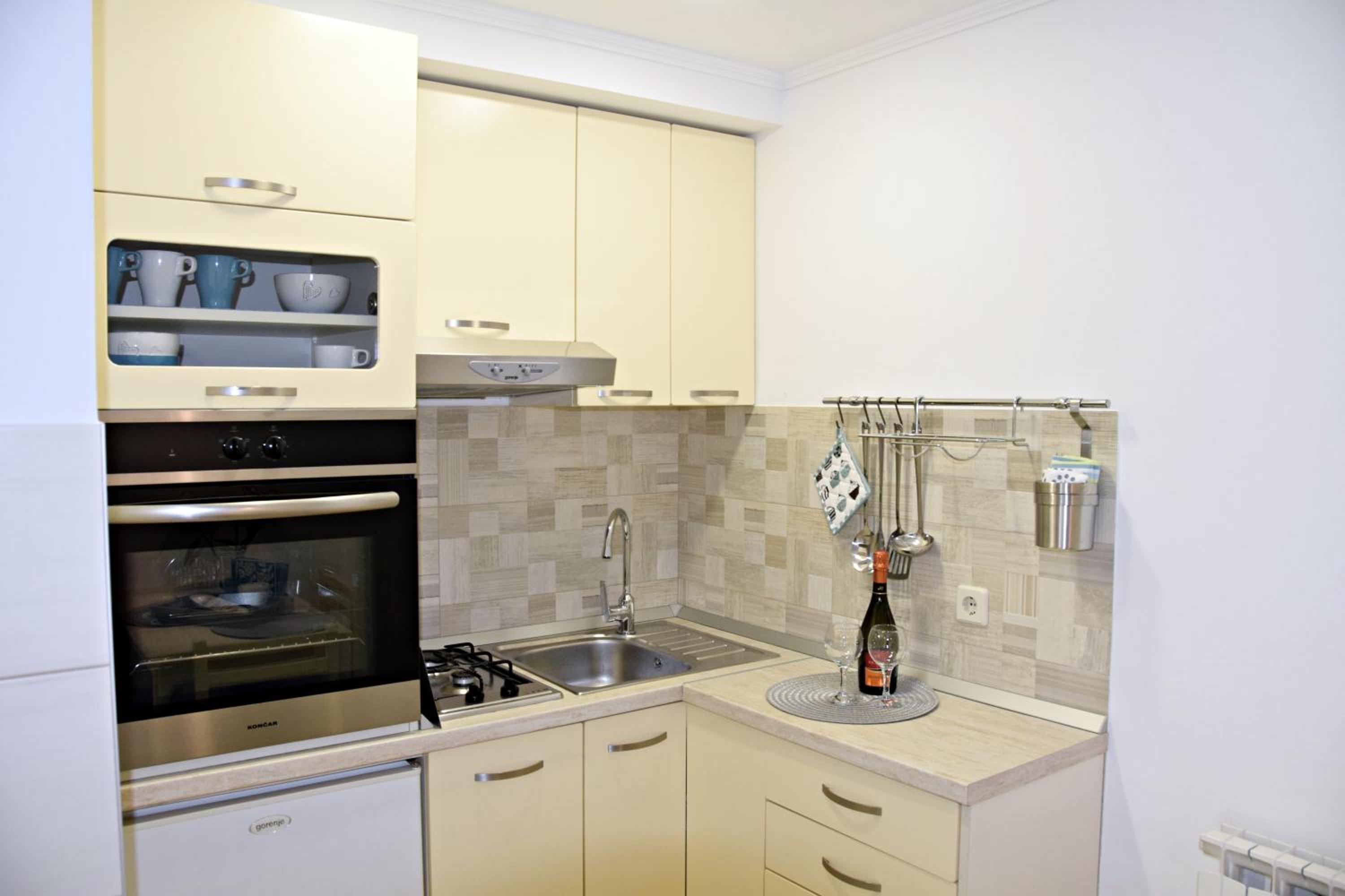 Villa Ana Apartments