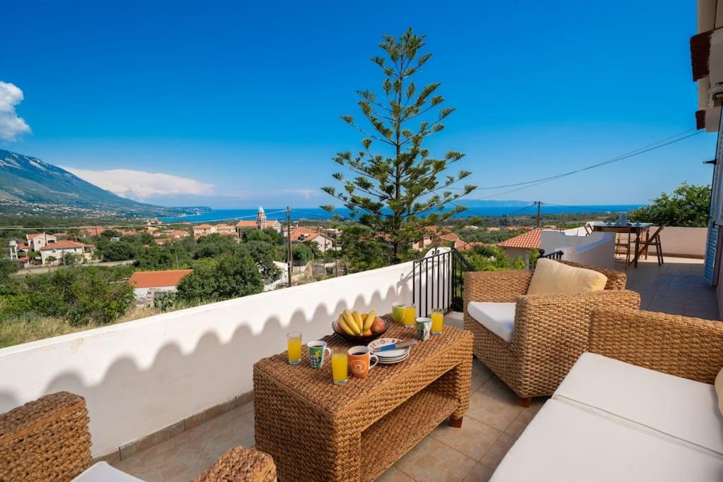 Villa Stunning Views