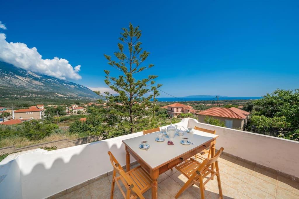 Villa Stunning Views