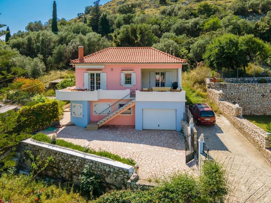 Villa Stunning Views