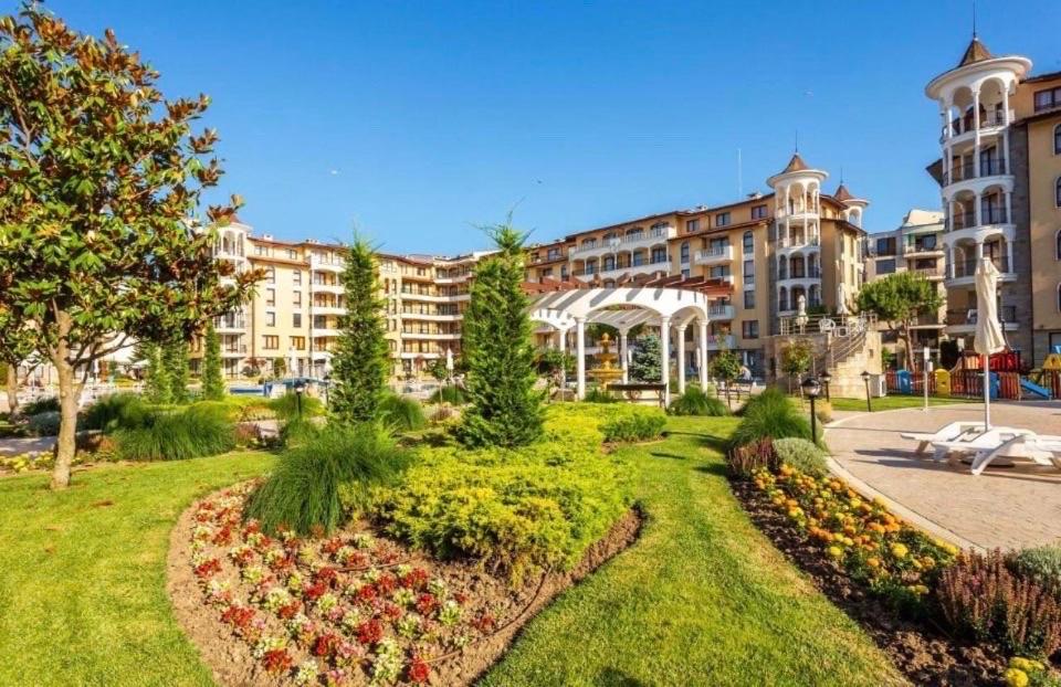 Royal Sun Complex