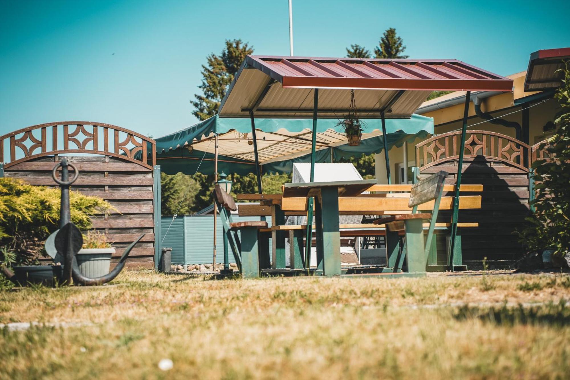 Black Tiger Seaside - Ferienwohnungen direkt am See