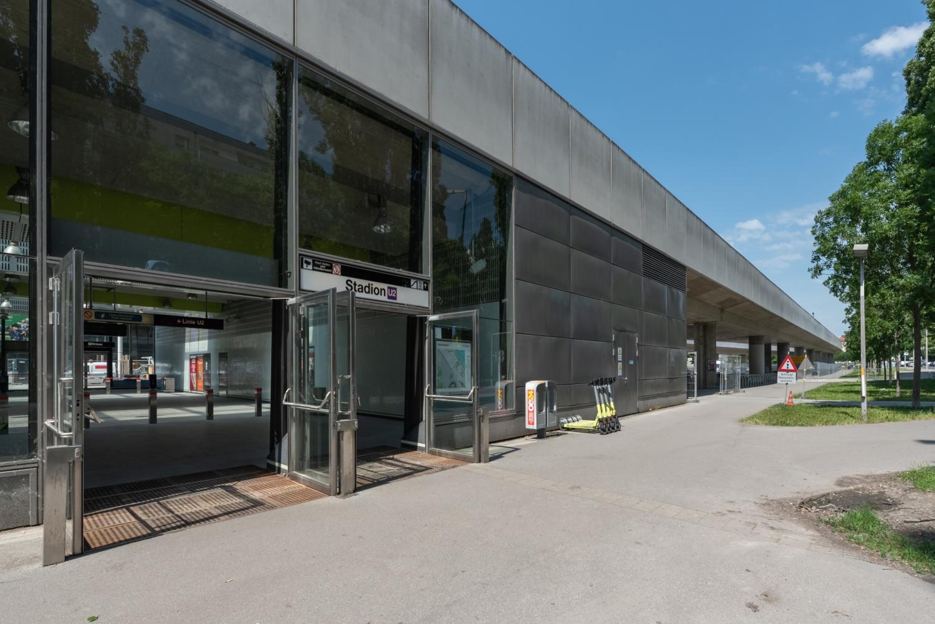 Neu zentral und ruhig an der U2 / Stadion