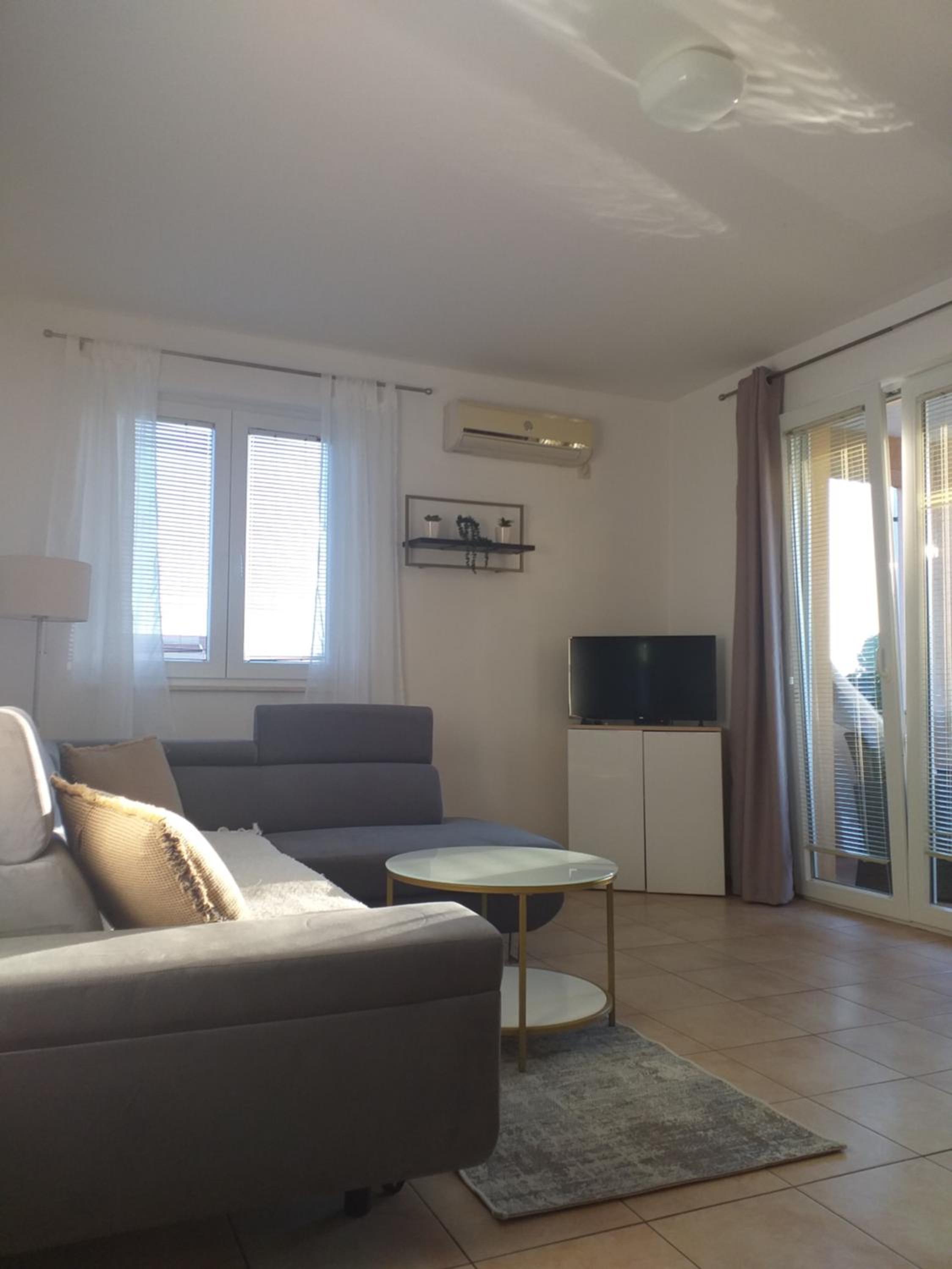 Apartments Golić
